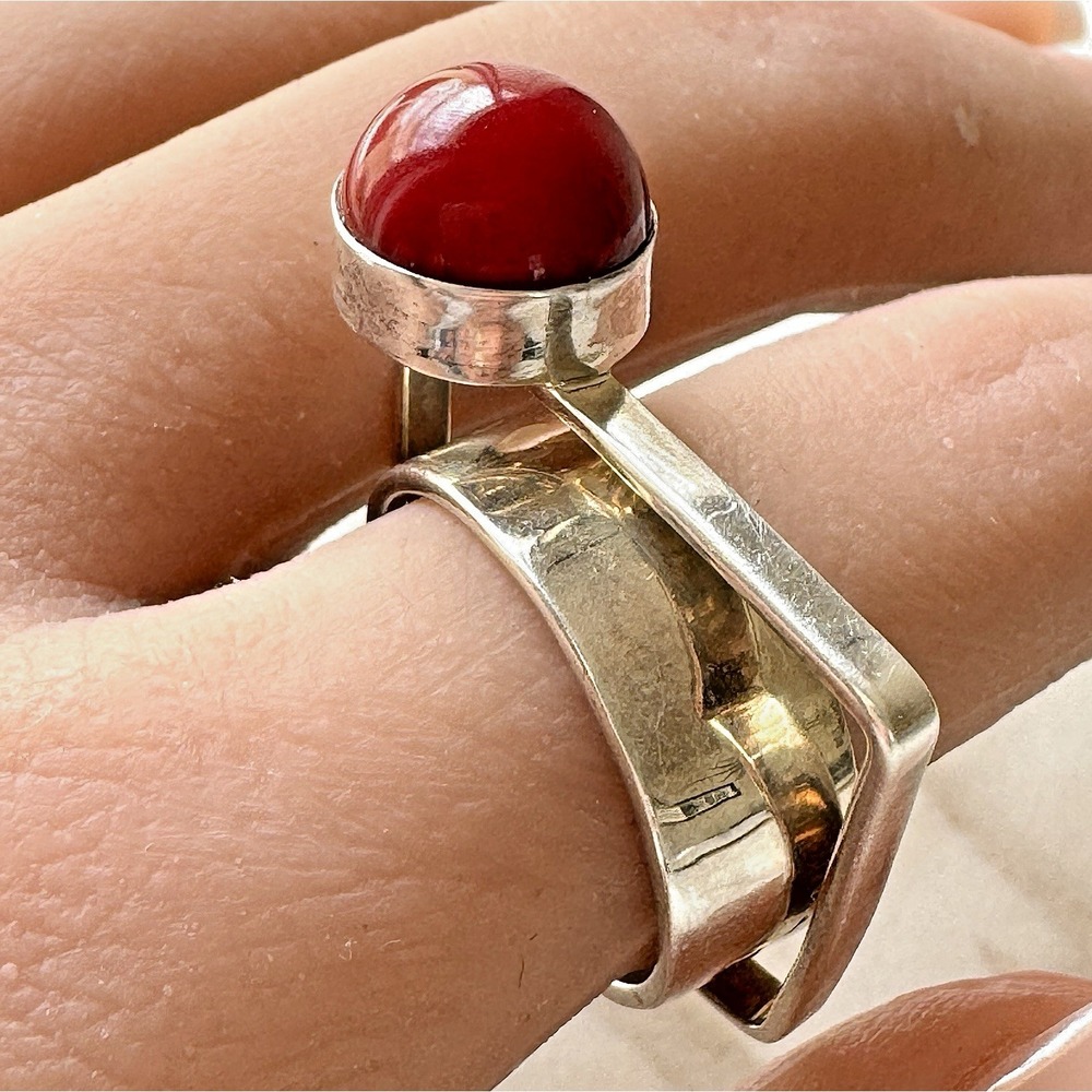 Red Index Finger Modernist Ring Square Geometric SZ 9 Signed Sterling Silver 925